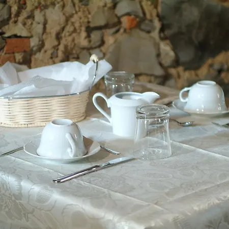 Le Ginestre Bed & Breakfast Massarosa